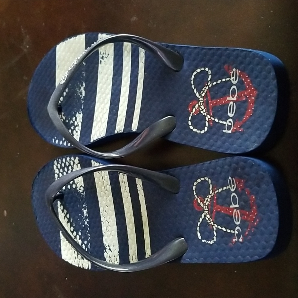 Shoes - Picture 2 of 5